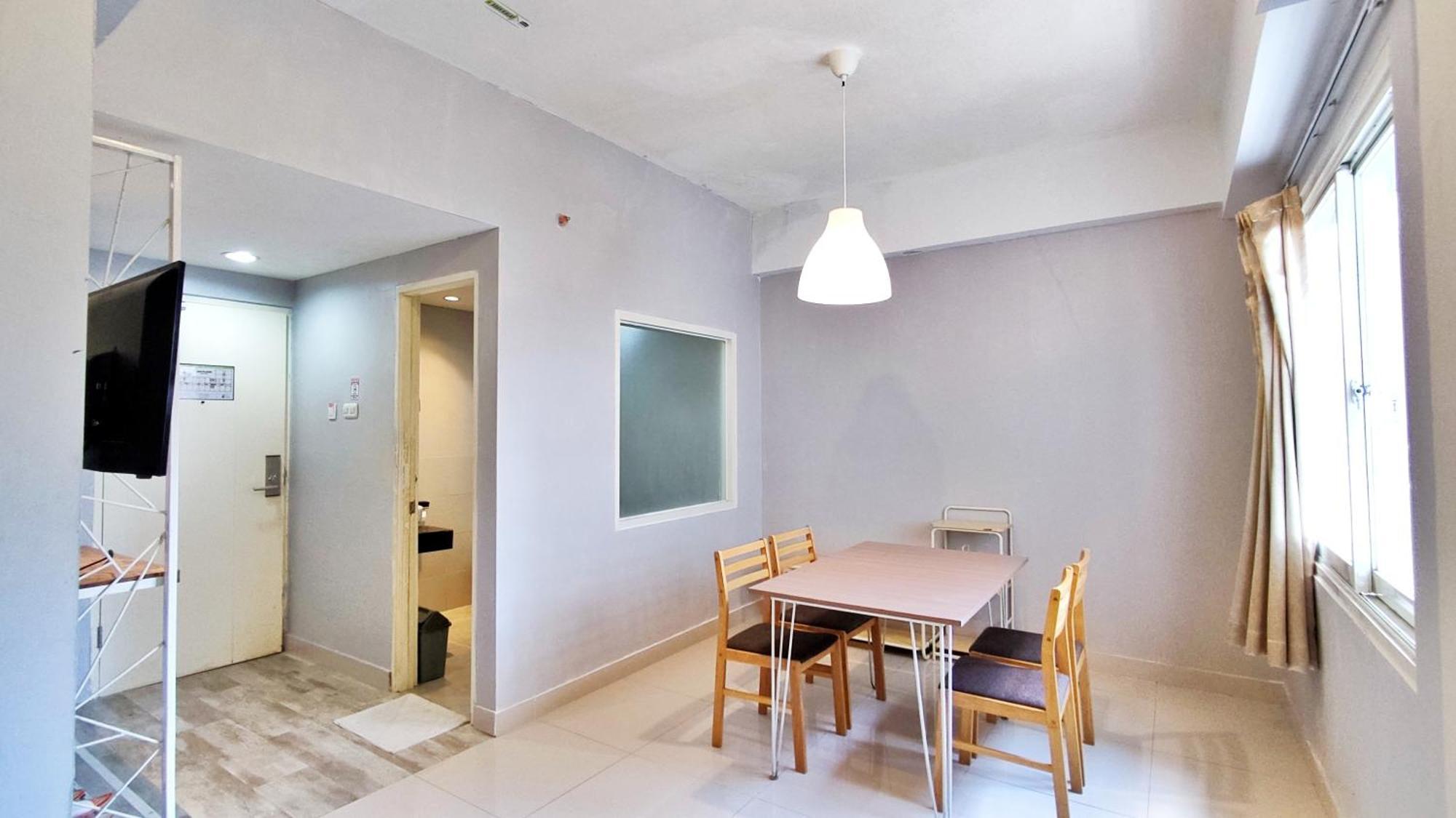 Votel Hotel Charis Tuban 투반 외부 사진