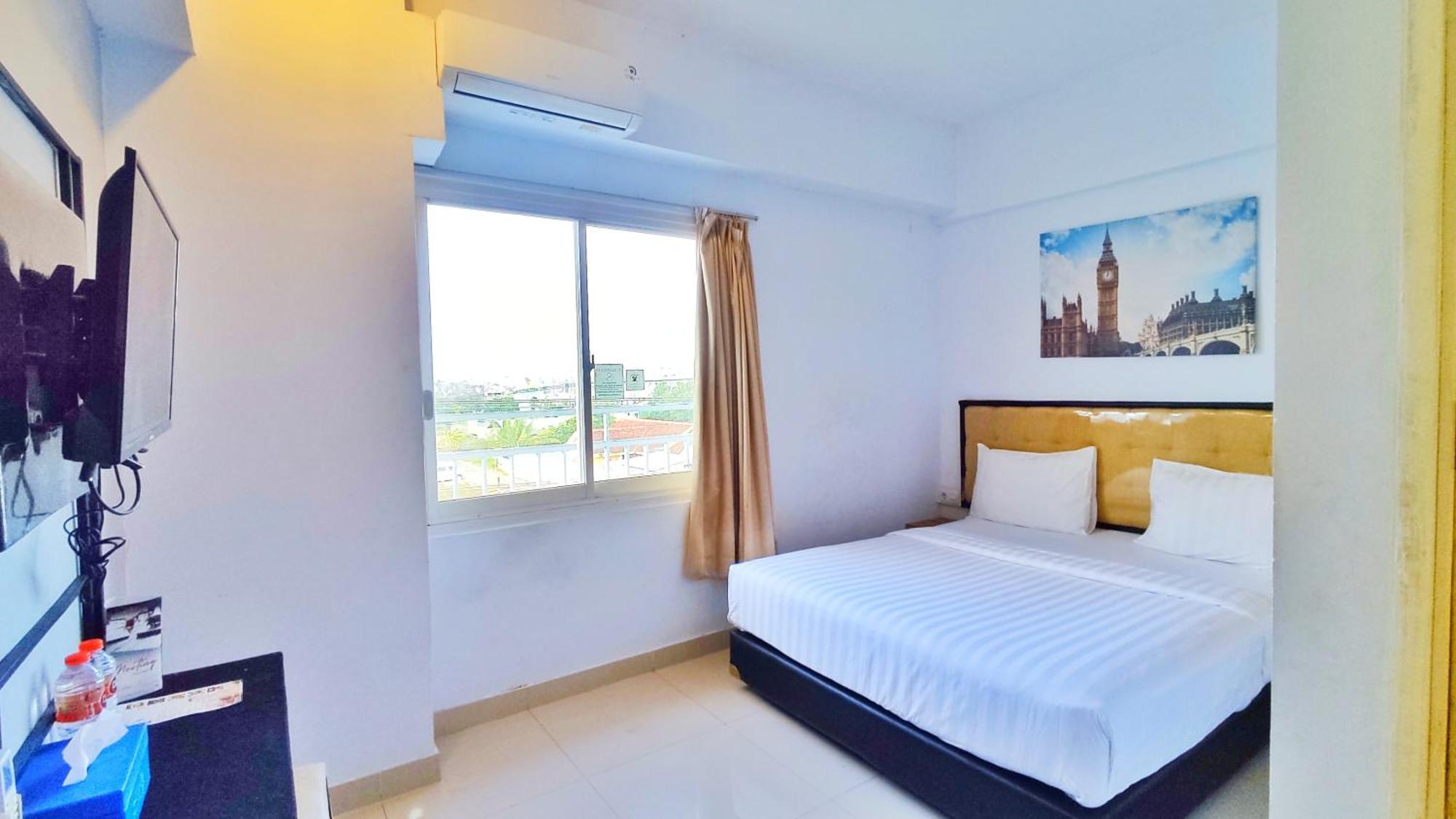 Votel Hotel Charis Tuban 투반 외부 사진