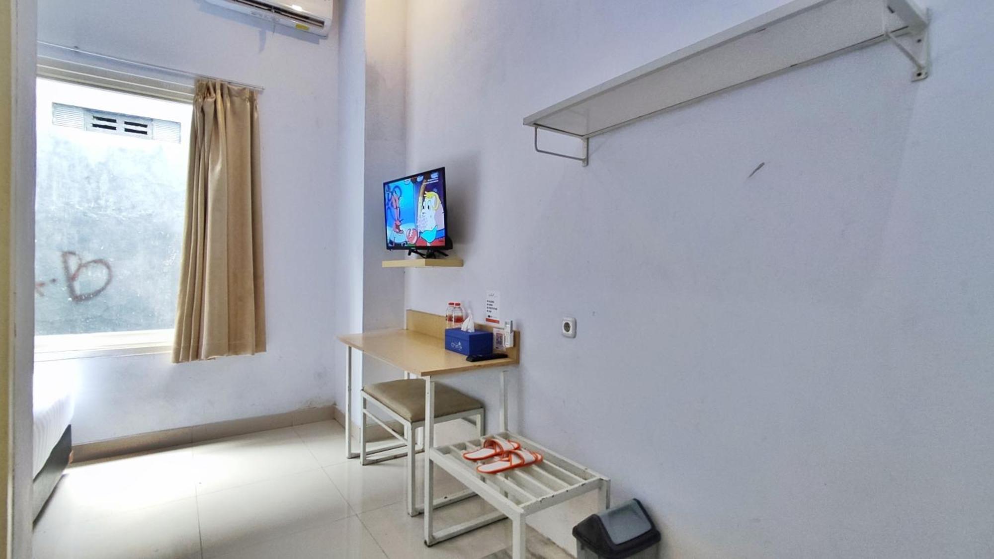 Votel Hotel Charis Tuban 투반 외부 사진