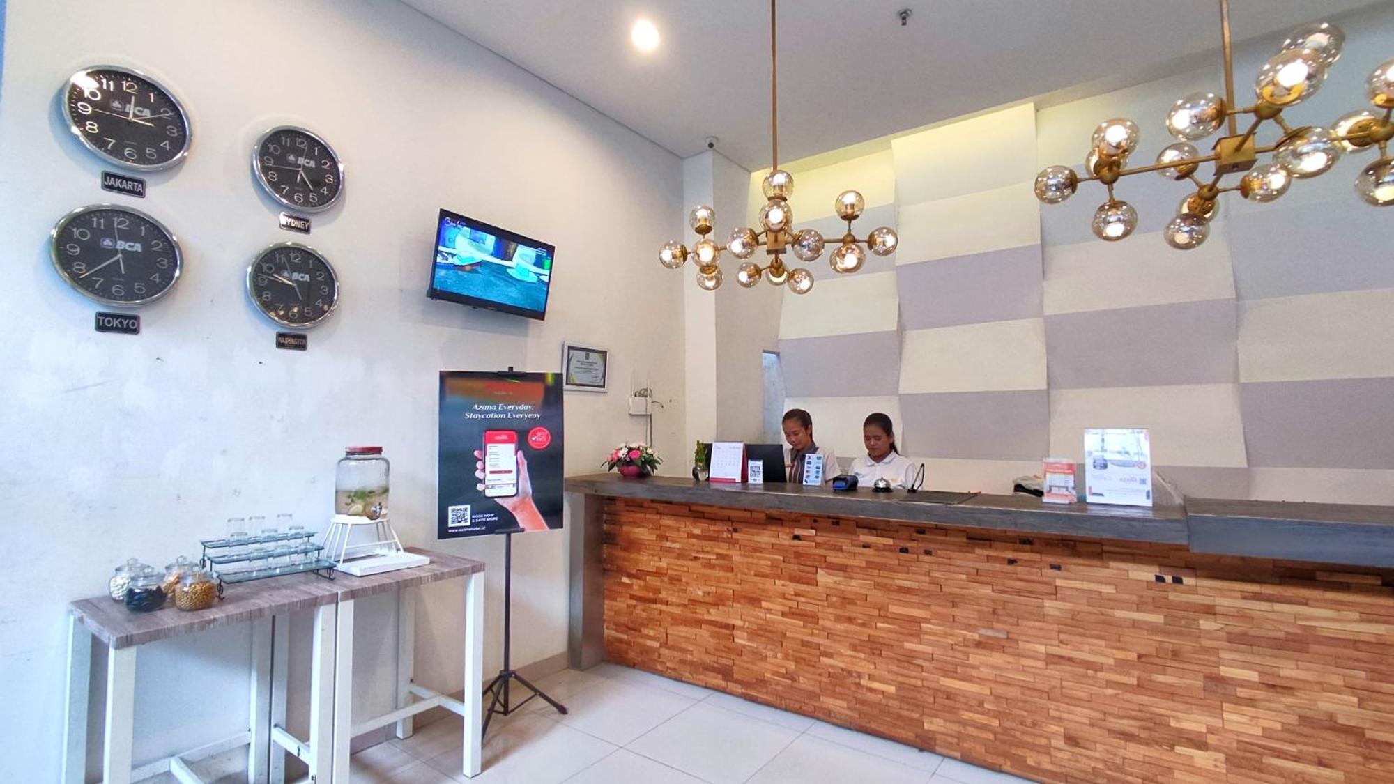 Votel Hotel Charis Tuban 투반 외부 사진